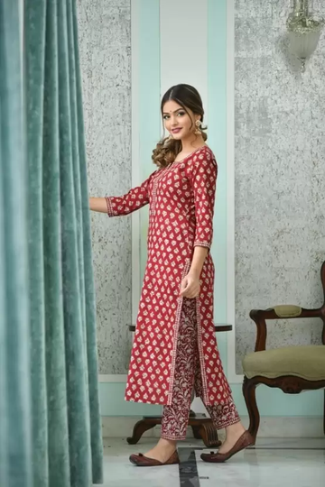 Maroon_ Round Neck Floral Print Kurta, pant and dupatta set